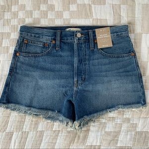 Madewell relaxed denim shorts 27